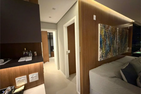 Apartamento à venda com 4 quartos, sendo 1 suíte,  em Cerqueira César, São Paulo, SP