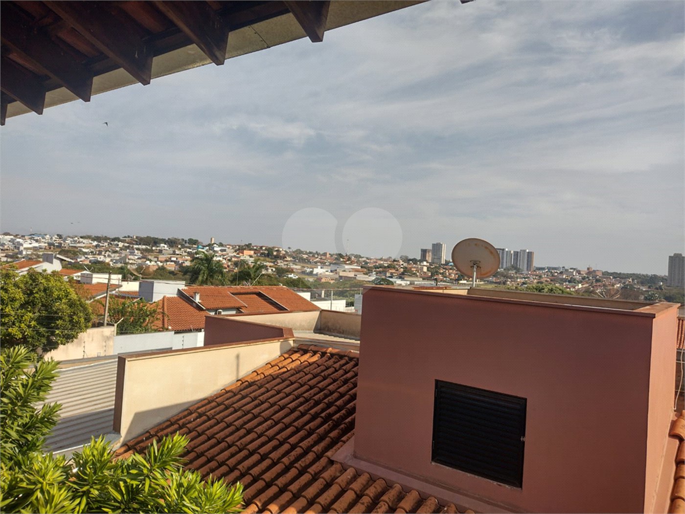 Sobrado à venda com 3 quartos, sendo 2 suítes, em Jardim Residencial Santa Mônica, Araraquara, SP