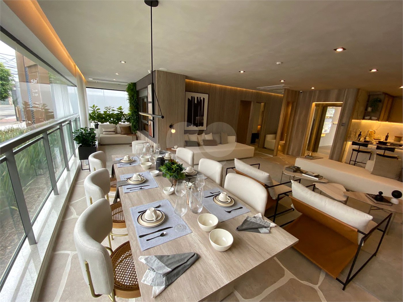 Apartamento à venda com 3 suítes em Campo Belo, São Paulo, SP