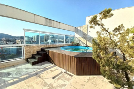 Cobertura à venda com 4 quartos, sendo 2 suítes, em Jacarepaguá, Rio de Janeiro, RJ