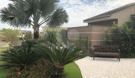 Casa à venda com 5 suítes no condomínio Terras de Mont Serrat, Salto - SP