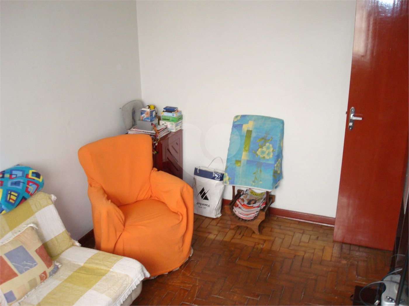 Sobrado à venda com 3 quartos em Vila Romanópolis, Ferraz de Vasconcelos, SP