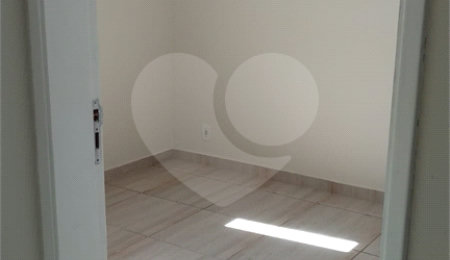 Apartamento à venda com 2 quartos em Distrito Industrial Miguel Abdelnur, São Carlos, SP