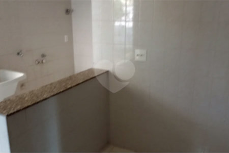 Sobrado amplo com 3 dormitorios e area de lazer a venda