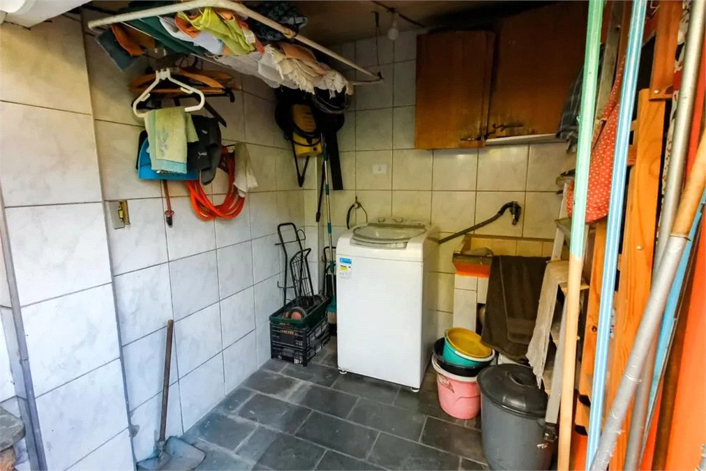 Casa à venda com 6 quartos, sendo 1 suíte, em Morumbi, São Paulo - SP