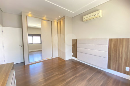 Casa à venda com 6 quartos, sendo 4 suítes,  no condomínio Palmeiras Imperiais, Salto - SP