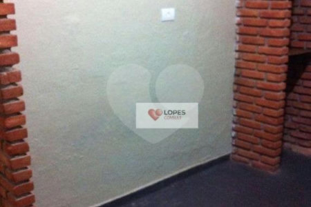 Sobrado à venda com 3 quartos, sendo 1 suíte, em Jardim das Palmas, São Paulo, SP