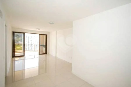 Apartamento à venda com 3 suítes em Camorim, Rio de Janeiro, RJ