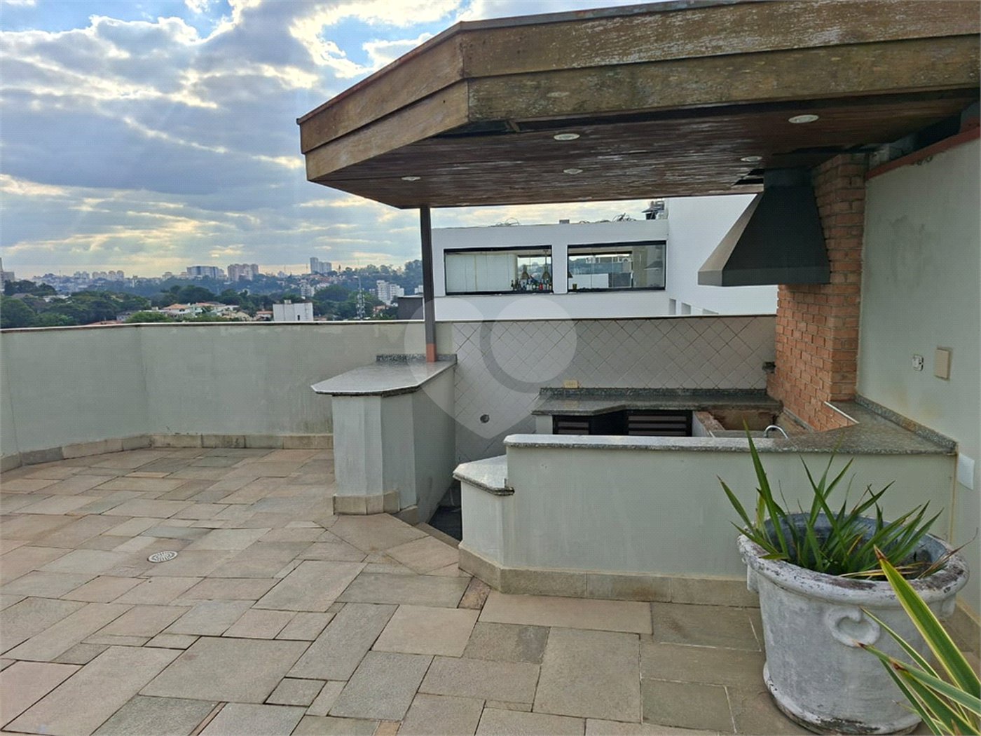 Cobertura à venda com 4 quartos, sendo 3 suítes,  em Vila Progredior, São Paulo, SP