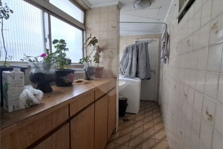 Apartamento à venda com 2 quartos em Cerqueira César, São Paulo, SP