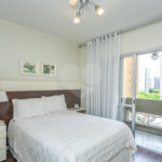 Apartamento à venda com 3 quartos, sendo 1 suíte,  em Moema, São Paulo, SP