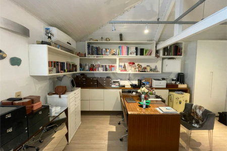 Casa em condomínio à venda ou para alugar com 4 quartos, sendo 3 suítes,  em Jardim Panorama, São Paulo, SP