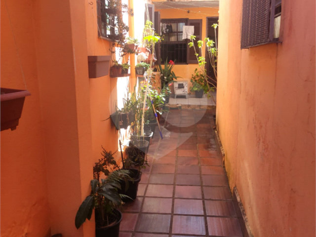 Sobrado à venda com 3 quartos no Brasilândia, São Paulo, SP