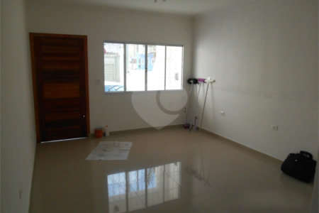 Sobrado à venda com 2 quartos em Vila Gomes Cardim, São Paulo, SP