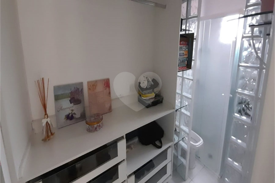 Casa à venda com 5 quartos, sendo 3 suítes,  no condomínio Alpes da Cantareira, Mairiporã - SP