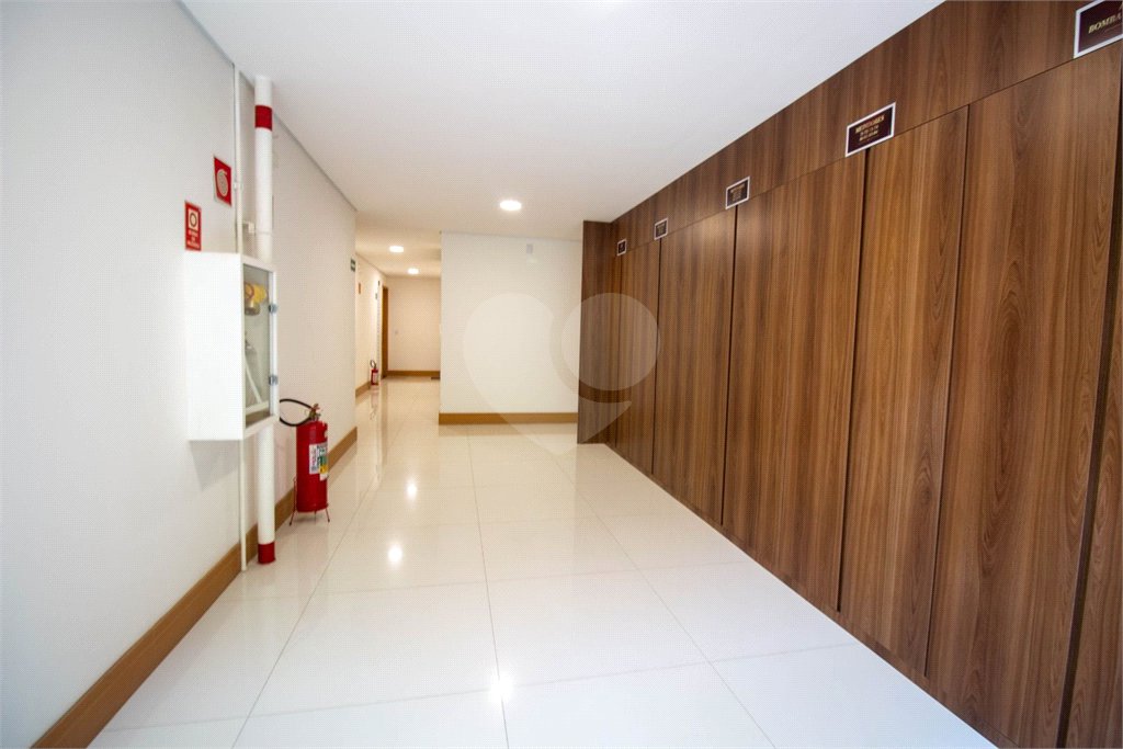 Apartamento à venda com 3 quartos, sendo 1 suíte,  em Jardim Flórida, São Roque, SP