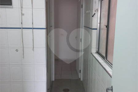 Apartamento à venda com 3 quartos, sendo 1 suíte, em Pinheiros, São Paulo, SP