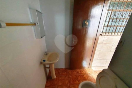 Casa à venda com 3 quartos, sendo 1 suíte, no Centro, Ouro Fino, MG