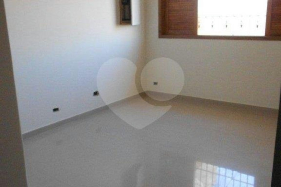 Casa à venda com 3 suítes em Vila Gustavo, São Paulo, SP