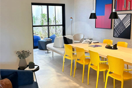 Apartamento à venda na Bela Vista de 24m2 com 1 dormitórios e sem vagas.Estuda Permuta.