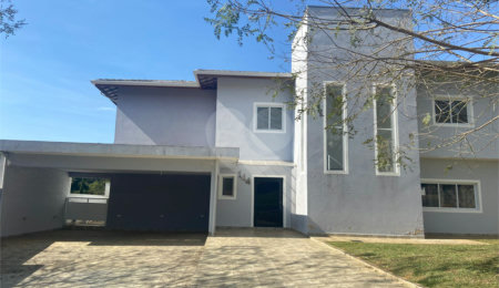Casa à venda com 3 suítes no condomínio Altos de São Roque, São Roque - SP