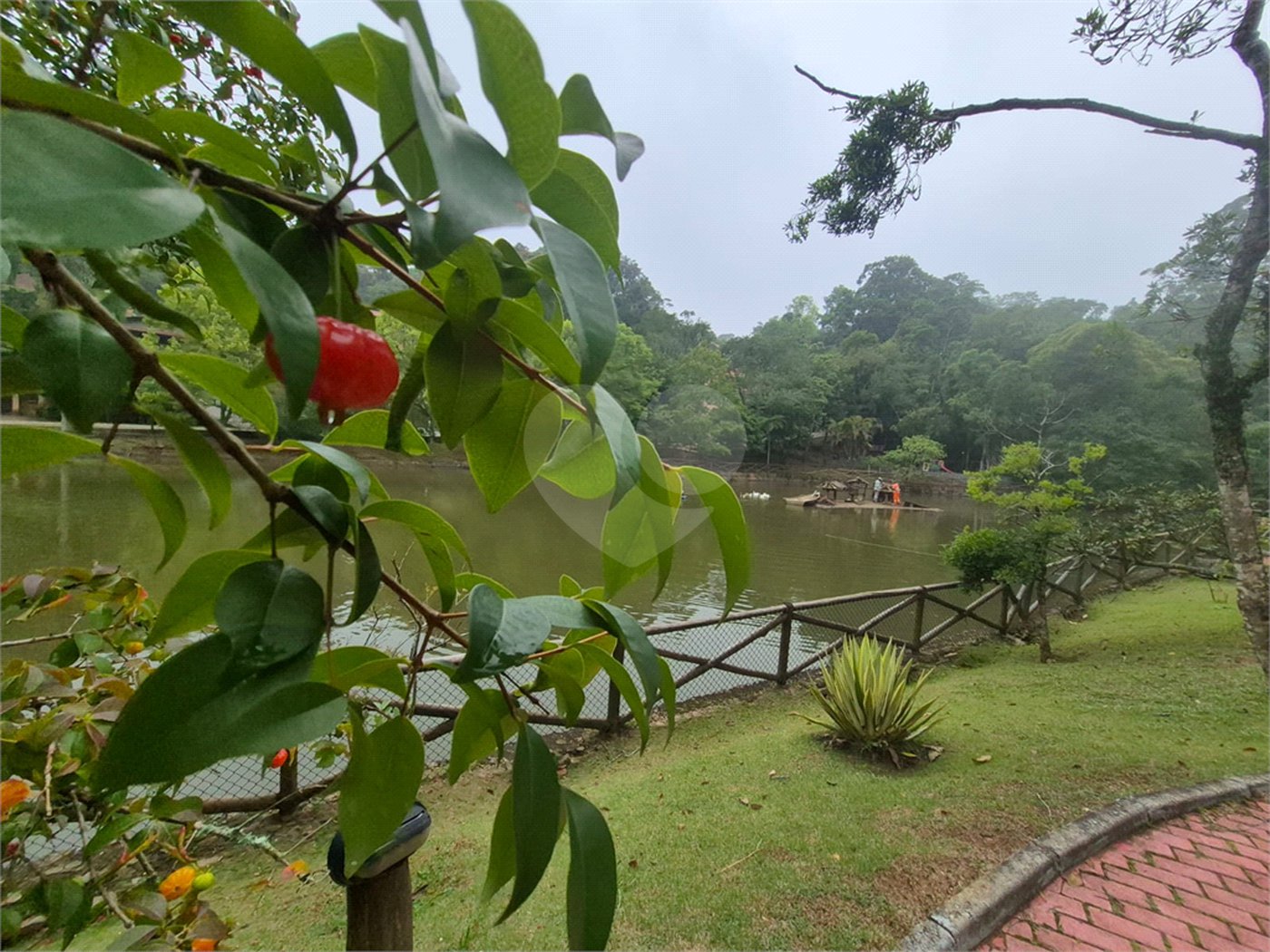 Terreno à venda no condomínio Parque Imperial da Cantareira, Mairiporã - SP