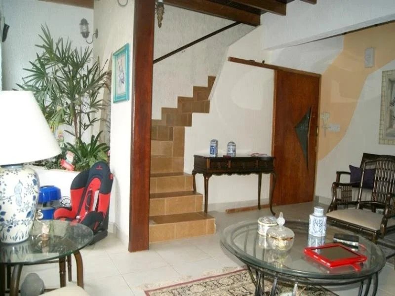 Sobrado à venda com 6 quartos, sendo 5 suítes, em Jardim Catanduva, São Paulo, SP