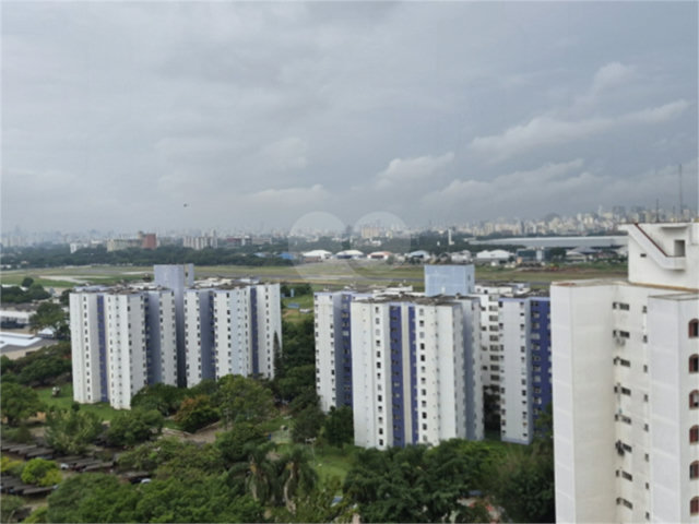 Apartamento à venda com 3 quartos, sendo 1 suíte,  em Santana, São Paulo, SP