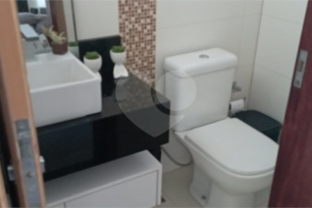 Casa à venda com 3 quartos, sendo 1 suíte, no condomínio Campos do Conde I, Paulínia - SP