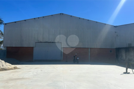 GALPÃO INDUSTRIAL PARA LOCAÇÃO | RODOVIA PRESIDENTE DUTRA - Canas/SP • Km 47 • Alto do Cruzeiro / Zona Rural