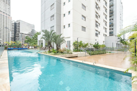 Apartamento à venda com 4 quartos, sendo 3 suítes,  em Jardim das Acácias, São Paulo, SP