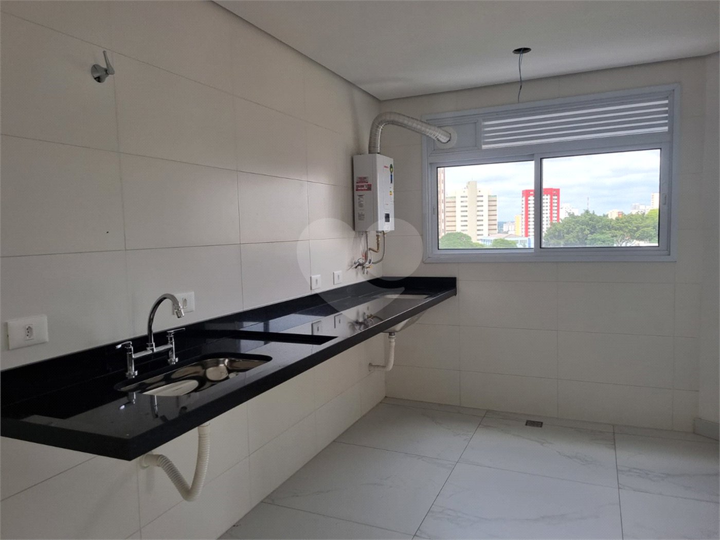 Duplex à venda com 2 quartos, sendo 1 suíte, no Centro, Sorocaba, SP