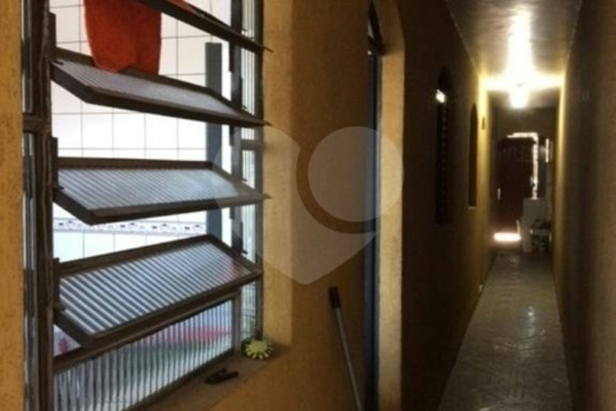 Casa à venda com 4 quartos, sendo 1 suíte, em Tremembé, São Paulo, SP
