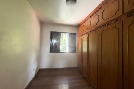 Sobrado à venda com 3 quartos em Horto Florestal, São Paulo, SP