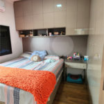 Casa à venda com 3 quartos, sendo 1 suíte, no condomínio Horto Florestal Villagio, Sorocaba - SP