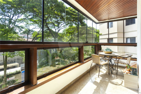 Apartamento à venda com 4 quartos, sendo 3 suítes, em Jardim Prudência, São Paulo, SP