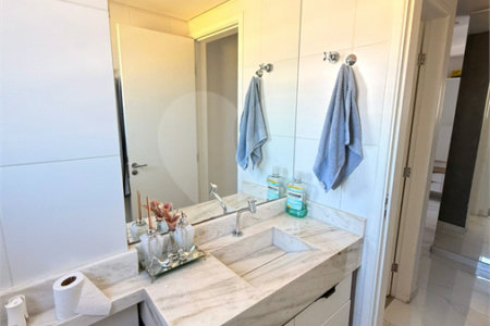 Apartamento à venda com 2 quartos em Vila Galvão, Guarulhos, SP
