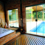 Casa à venda com 4 suítes no condomínio Estância Marambaia, Vinhedo - SP
