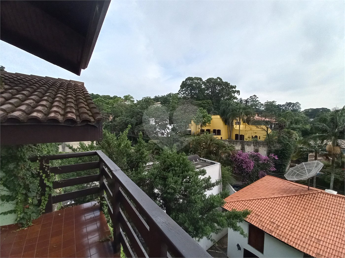 Sobrado à venda com 4 quartos, sendo 2 suítes, em Fazenda Morumbi, São Paulo, SP