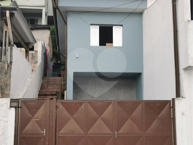 Casa à venda com 2 quartos em Horto, São Paulo, SP