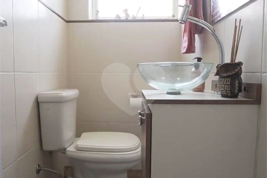 Casa à venda com 4 quartos, sendo 1 suíte, em Jabaquara, São Paulo, SP