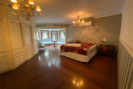 Casa à venda ou para alugar com 5 quartos, sendo 3 suítes, em Fazenda Morumbi, São Paulo, SP