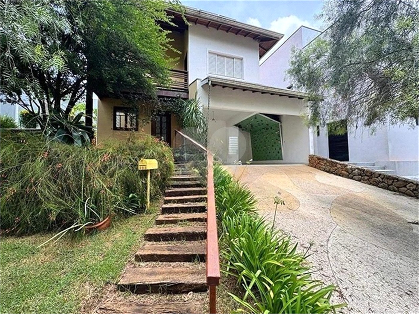 Casa à venda com 3 quartos, sendo 1 suíte,  no condomínio Residencial Recanto dos Paturis, Vinhedo - SP