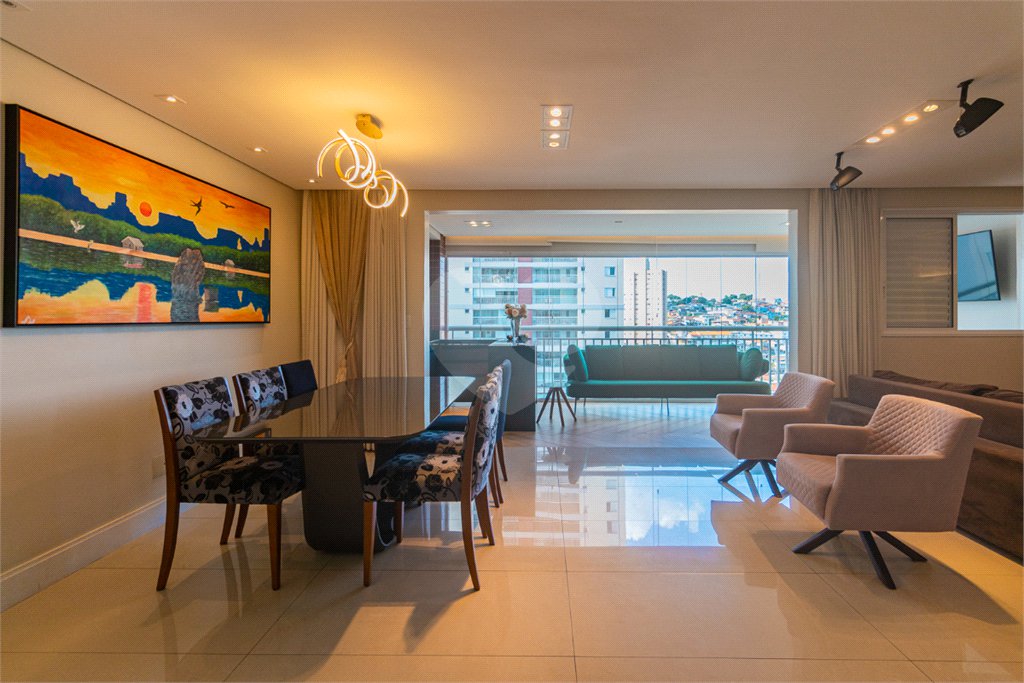 Apartamento à venda com 2 suítes em Chácara Santo Antônio, São Paulo, SP