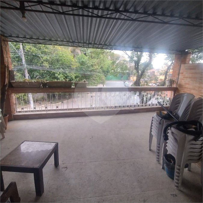 Sobrado à venda com 3 quartos em Jardim Líbano, São Paulo, SP