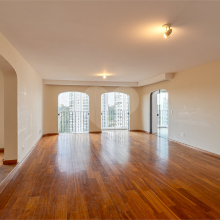 Apartamento à venda ou para alugar com 4 suítes em Alto da Boa Vista, São Paulo, SP