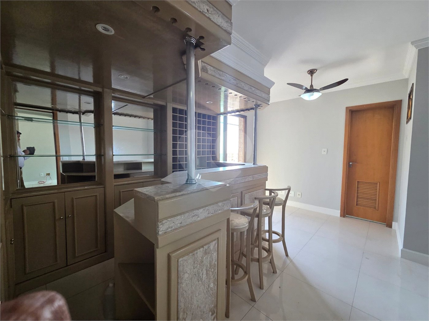 Cobertura à venda ou para alugar com 4 quartos, sendo 1 suíte,  em Tijuca, Rio de Janeiro, RJ