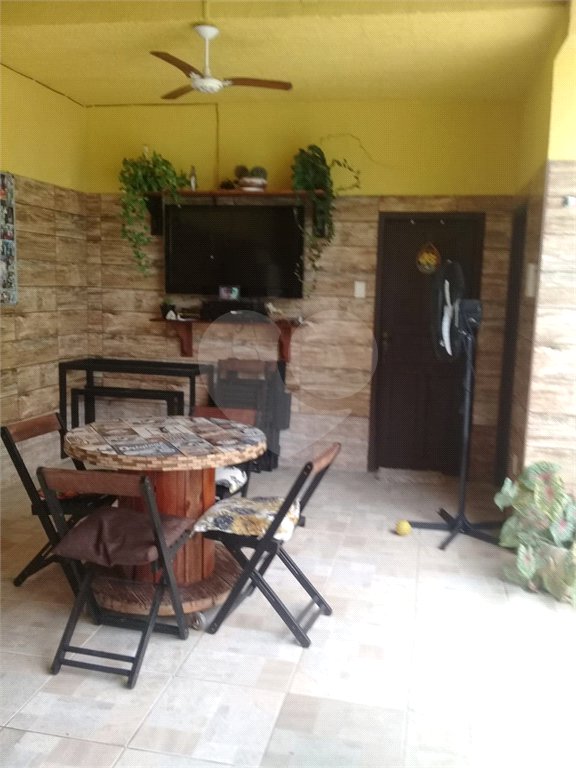 Casa Térrea à venda com 5 quartos, sendo 1 suíte, em Cosmos, Rio de Janeiro, RJ