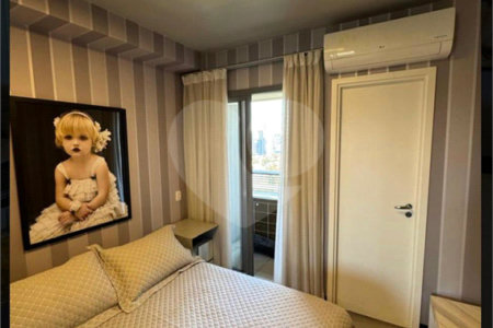 Apartamento à venda com 3 quartos, sendo 2 suítes,  em Brooklin Paulista, São Paulo, SP