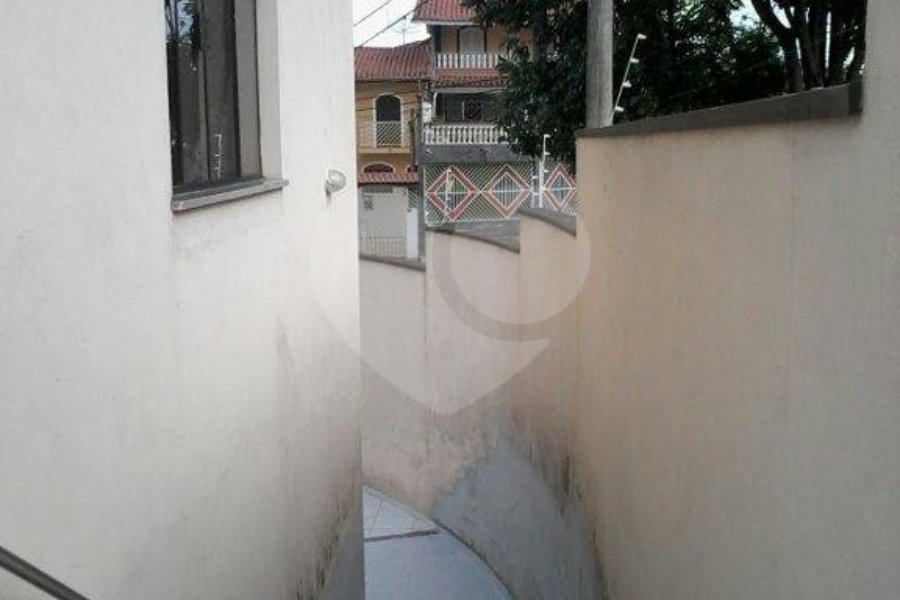 Casa à venda com 2 quartos, sendo 1 suíte,  em Jardim City, Guarulhos, SP